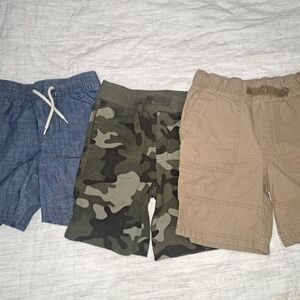 Boys 5T Gap and Circo
